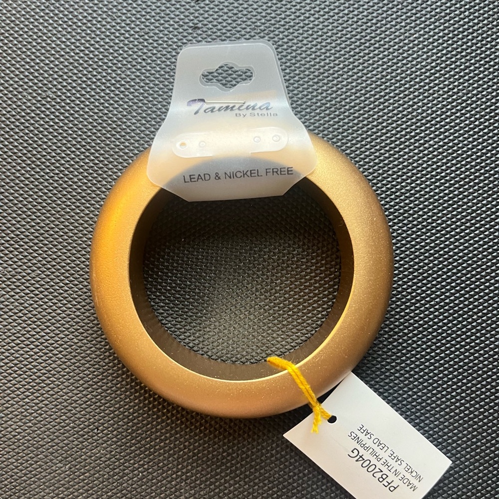 Gold Circular Bangle Bracelet